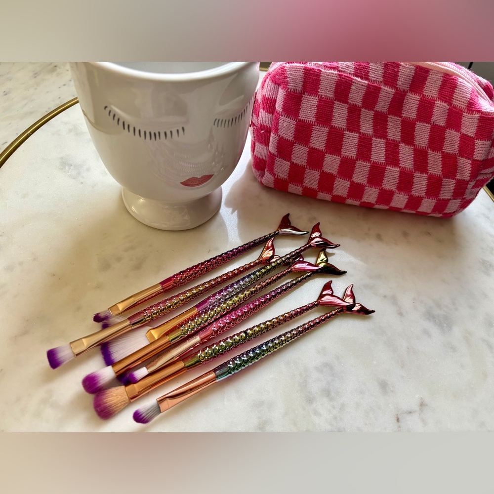 Mermaid Makeup Brush Set with Ceramic Cup & Gingham Cosmetic Bag - Picture 2 of 6
